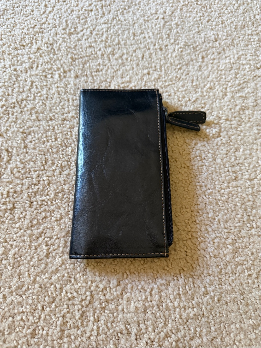 Classic Black Leather Zip Wallet - Women's Accessory